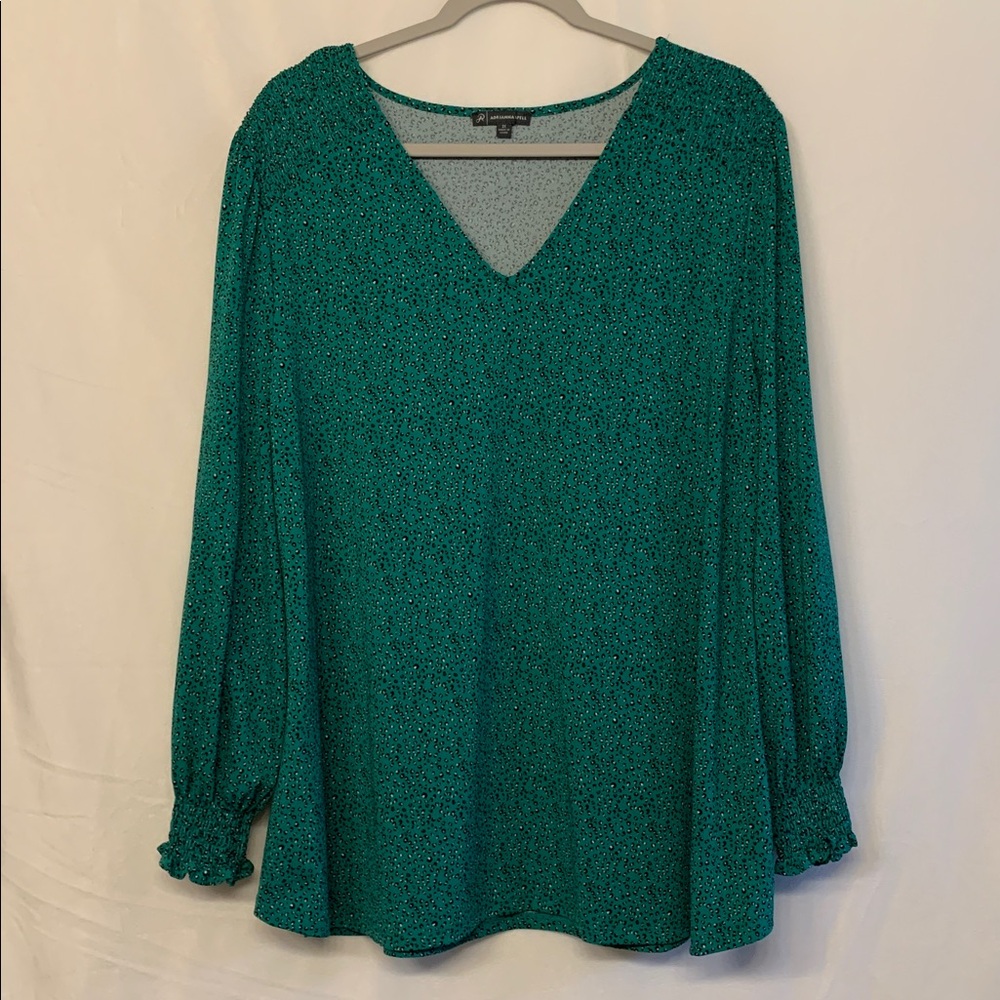 Adrianna Papell green V-Neck Blouse